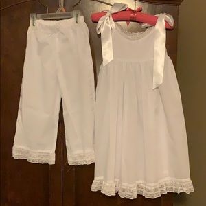 Gorgeous little girls size 3T pantaloon set